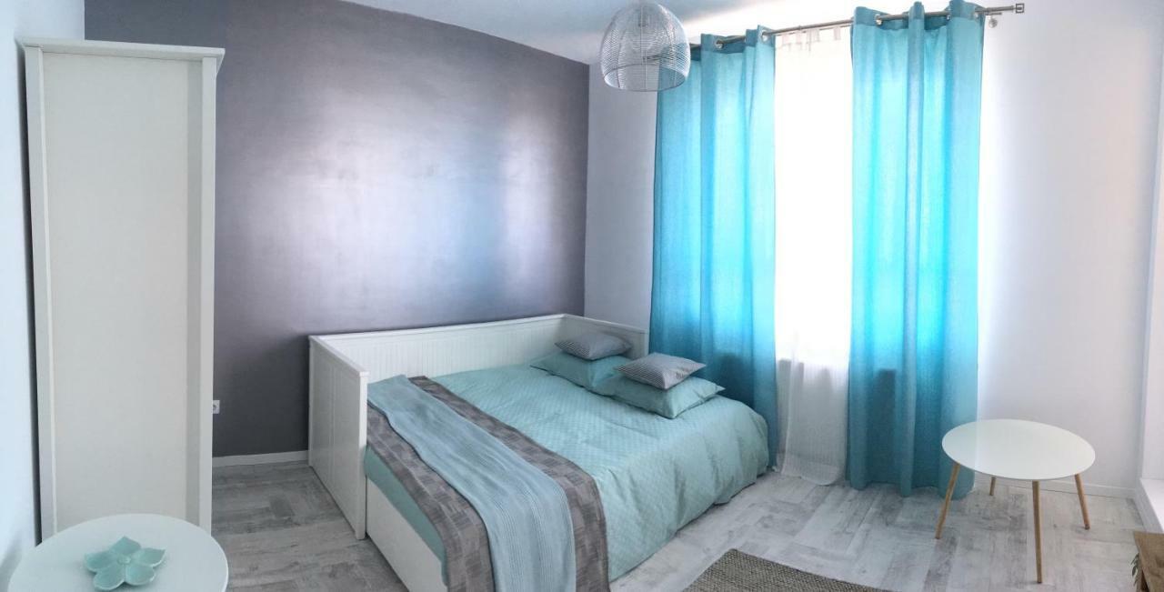 Kiki'S Studio Apartment Sibiu Luaran gambar